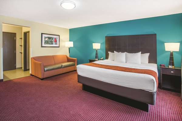  - La Quinta Inn & Suites O'Fallon - I-64, Exit 14