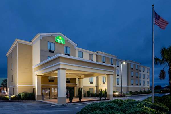 Exterior view - La Quinta Inn & Suites Warner Robins