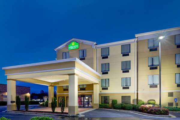 Exterior view - La Quinta Inn & Suites Warner Robins