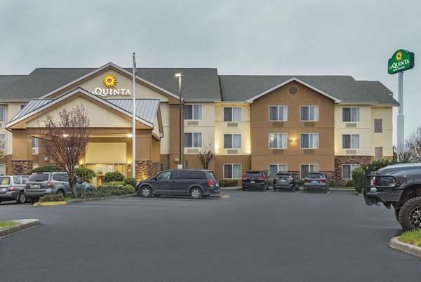 Exterior view - La Quinta Inn & Suites Central Point - I-5, Exit 33