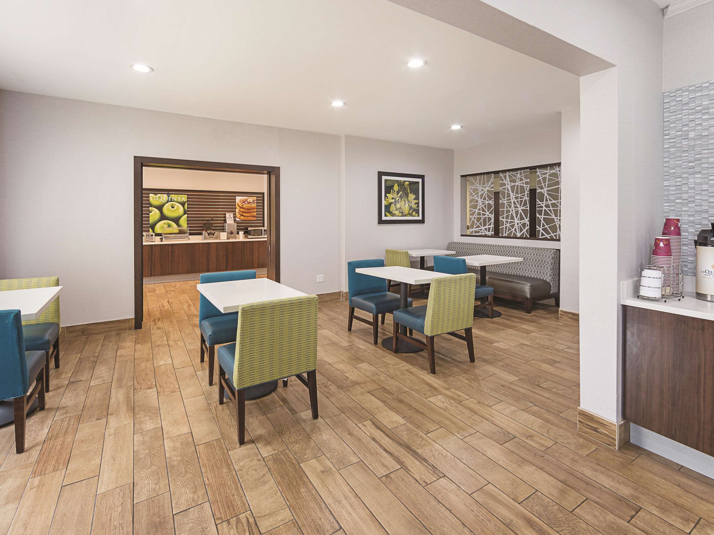 Property amenity | La Quinta Inn & Suites by Wyndham Central Point - Medford