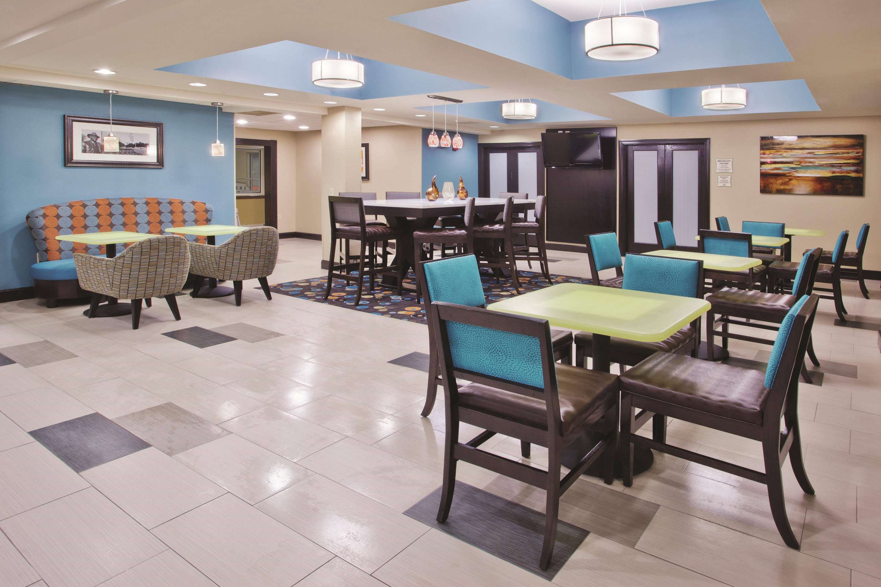 Property amenity | La Quinta Inn & Suites by Wyndham Oxford - Anniston