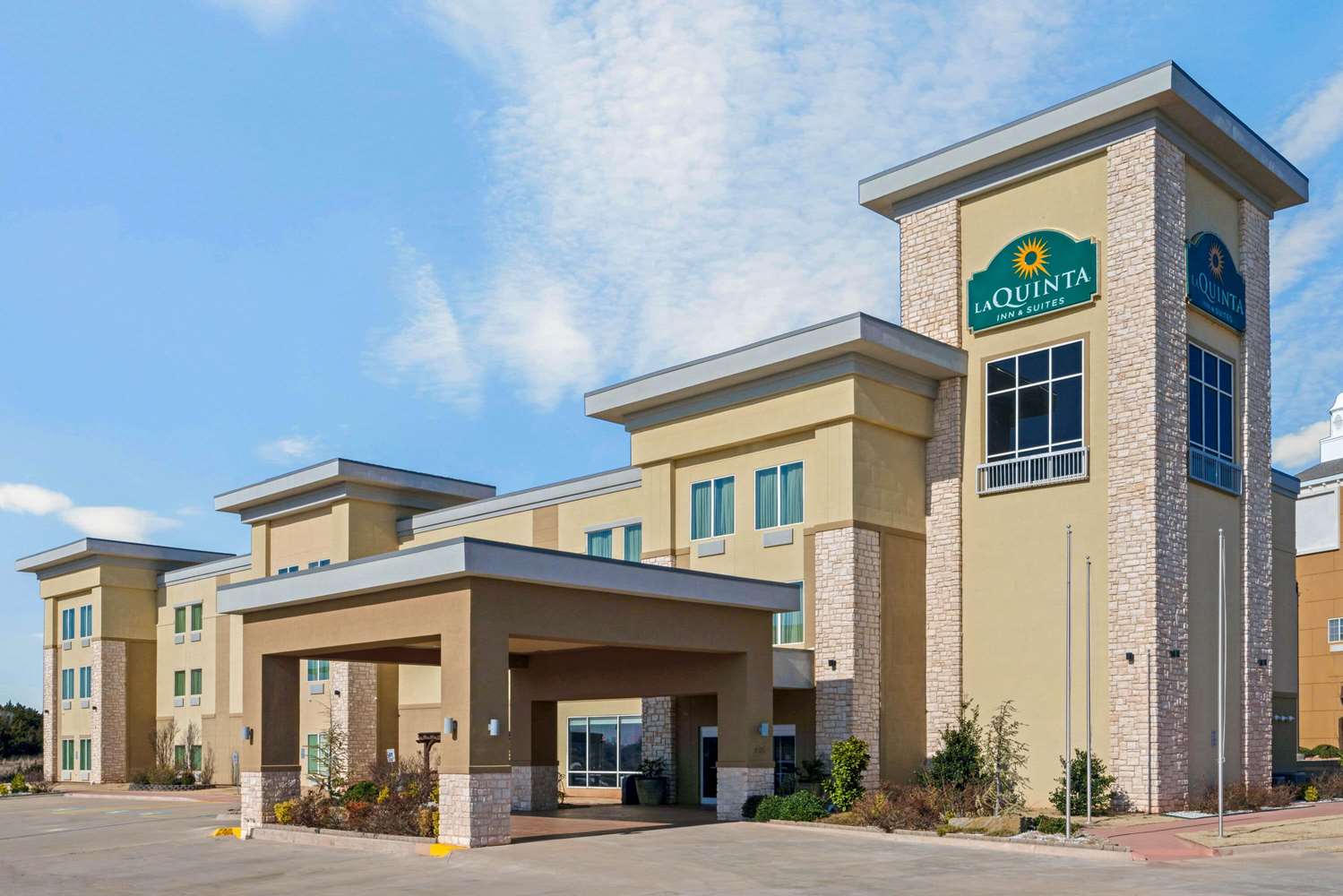 La Quinta Inn & Suites Guthrie, OK See Discounts