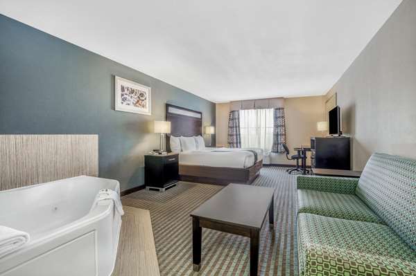 Suite - La Quinta Inn & Suites Glendive