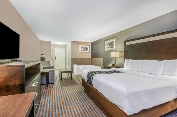 Suite - La Quinta Inn & Suites Glendive