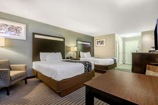  - La Quinta Inn & Suites Glendive