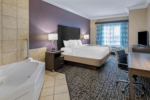 Suite - La Quinta Inn & Suites North Padre Island Corpus Christi