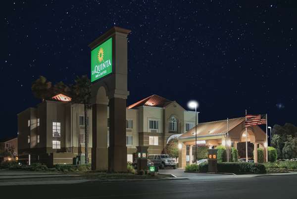 Exterior view - La Quinta Inn & Suites Fairfield