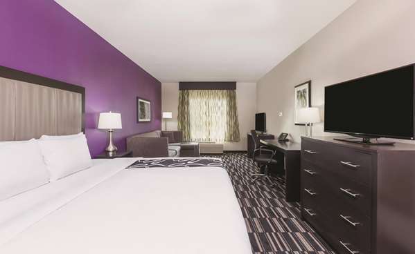  - La Quinta Inn & Suites Fairfield