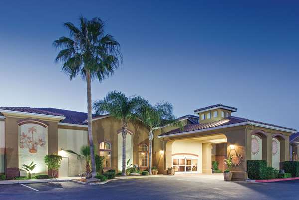Exterior view - La Quinta Inns & Suites Los Banos