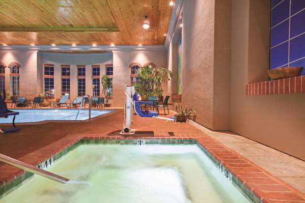 Pool - La Quinta Inns & Suites Los Banos