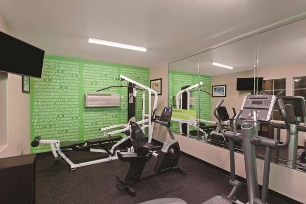 Fitness/ Exercise Room - La Quinta Inns & Suites Los Banos