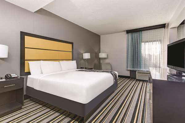  - La Quinta Inn & Suites North Jackson - I-55, Exits 102 & 102B