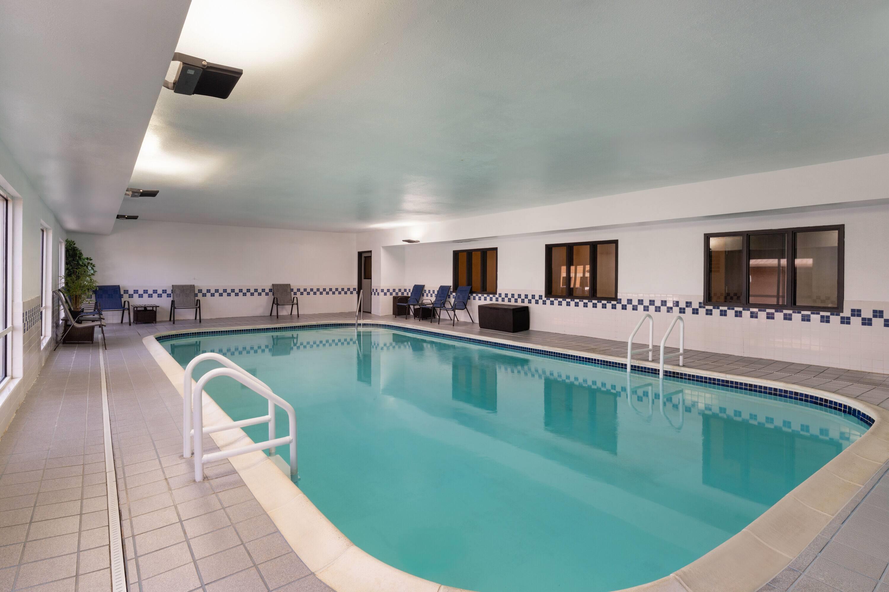 Pool - indoor | La Quinta by Wyndham Fayetteville
