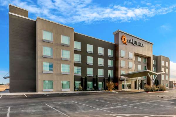 Exterior view - La Quinta Inn & Suites Sienna Tower Odessa North