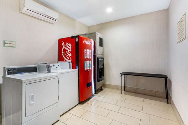 Amenities - La Quinta Inn & Suites Sienna Tower Odessa North