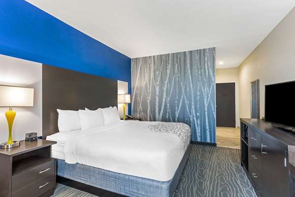  - La Quinta Inn & Suites Sienna Tower Odessa North