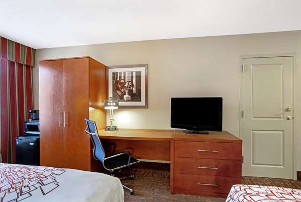  - La Quinta Inn & Suites Historic Area Williamsburg