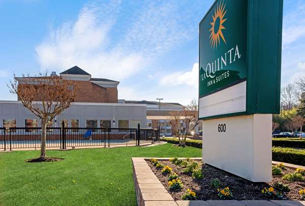 Exterior view - La Quinta Inn & Suites Historic Area Williamsburg
