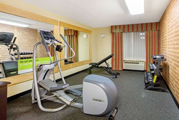 Fitness/ Exercise Room - La Quinta Inn & Suites Historic Area Williamsburg
