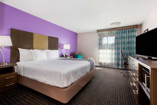  - La Quinta Inn & Suites Pomona