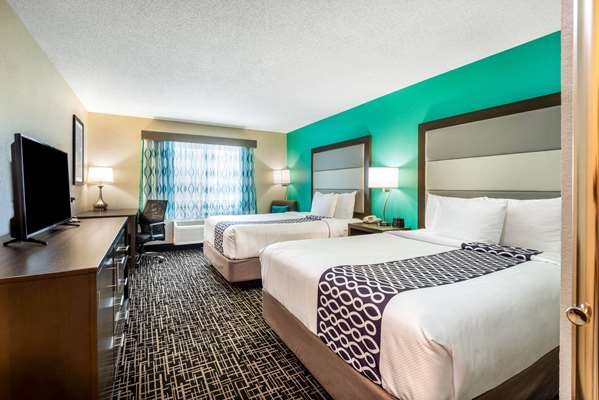  - La Quinta Inn & Suites Batavia - I-90, Exit 48