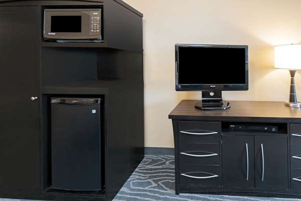  - La Quinta Inn & Suites Logan