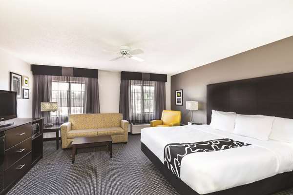 Suite - La Quinta Inn & Suites Greenwood Village - I-25, Exit 197