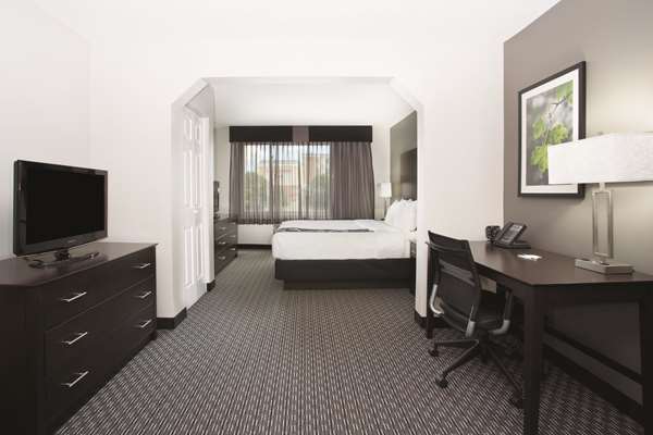  - La Quinta Inn & Suites Greenwood Village - I-25, Exit 197