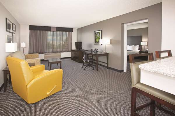 Suite - La Quinta Inn & Suites Greenwood Village - I-25, Exit 197