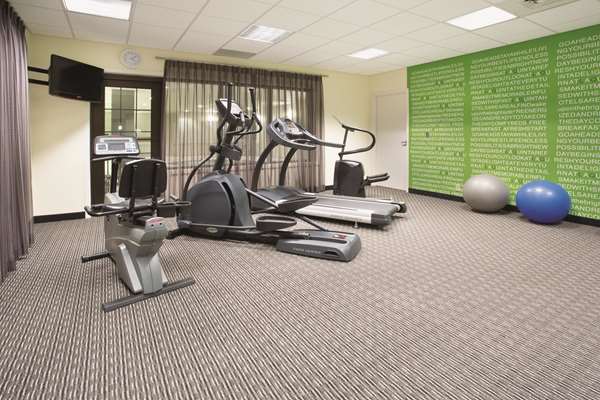 Fitness/ Exercise Room - La Quinta Inn & Suites Greenwood Village - I-25, Exit 197