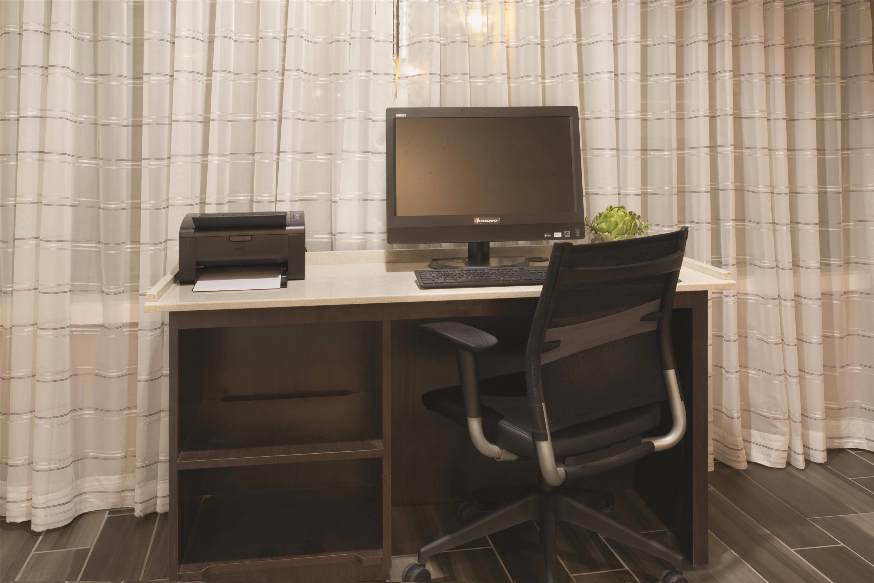 Business Center | La Quinta by Wyndham Denver Englewood Tech Center