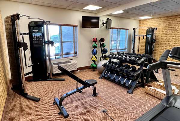 Fitness/ Exercise Room - La Quinta Inn & Suites Bannockburn - I-94, Exit 21