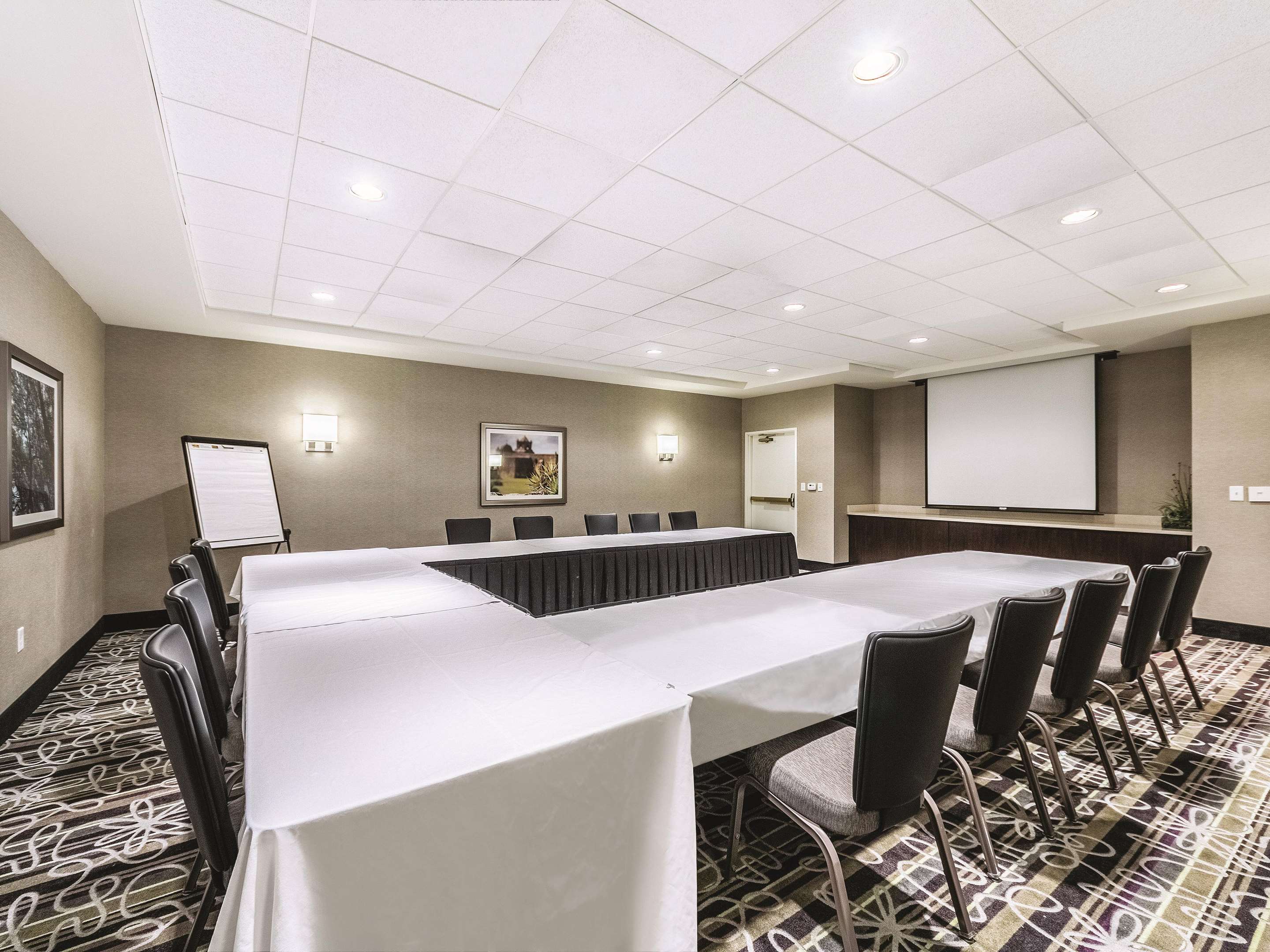 Meeting Room | La Quinta Inn & Suites by Wyndham San Antonio Downtown