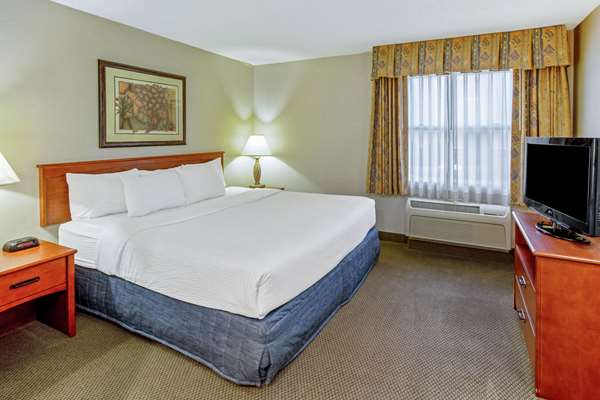 Suite - La Quinta Inn & Suites Appleton - I-41, Exit 137
