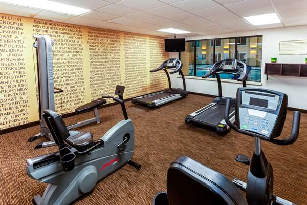 Fitness/ Exercise Room - La Quinta Inn & Suites Glendale