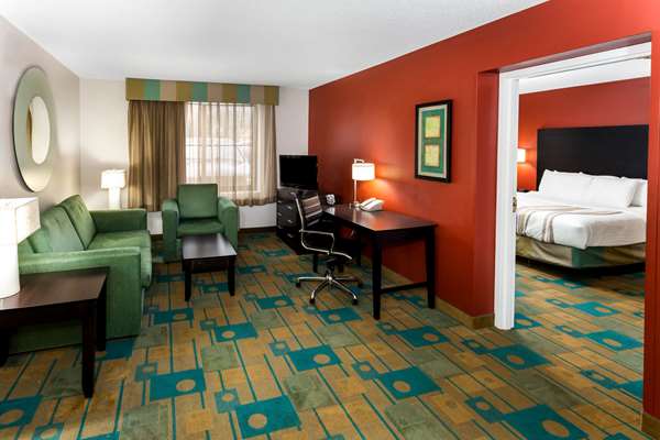 Suite - La Quinta Inn & Suites Glendale