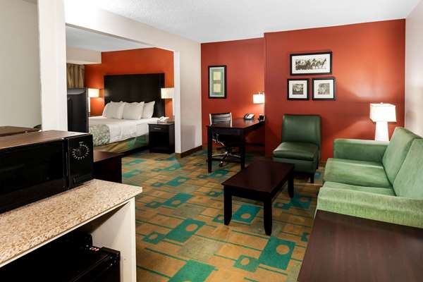 Suite - La Quinta Inn & Suites Glendale