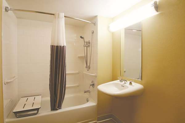  - La Quinta Inn & Suites Coral Springs