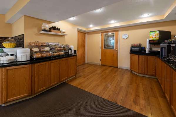  - La Quinta Inn & Suites Deerfield Beach - I-95, Exit 42