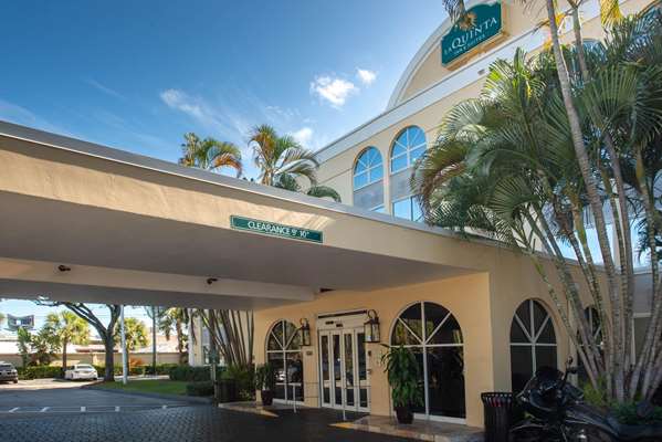 Exterior view - La Quinta Inn & Suites Deerfield Beach - I-95, Exit 42