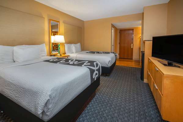  - La Quinta Inn & Suites Deerfield Beach - I-95, Exit 42