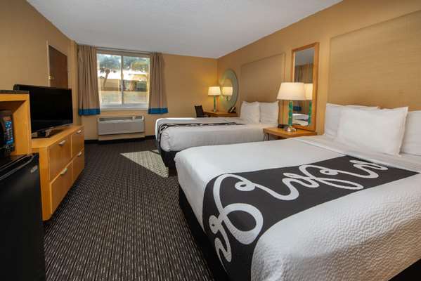  - La Quinta Inn & Suites Deerfield Beach - I-95, Exit 42