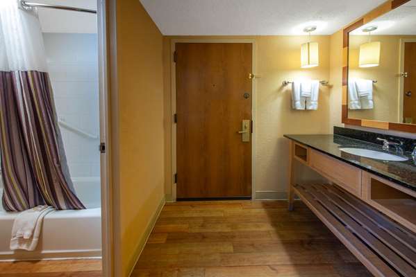  - La Quinta Inn & Suites Deerfield Beach - I-95, Exit 42