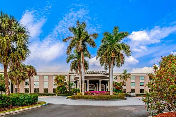 Exterior view - La Quinta Inn & Suites Airport Naples