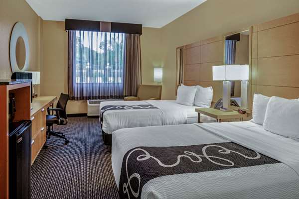  - La Quinta Inn & Suites Airport Naples