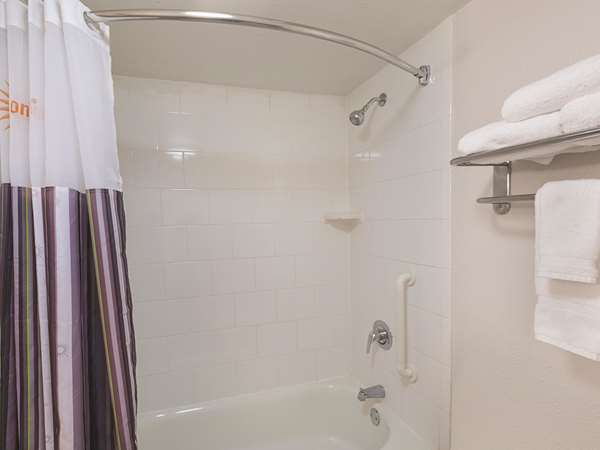  - La Quinta Inn & Suites Sarasota