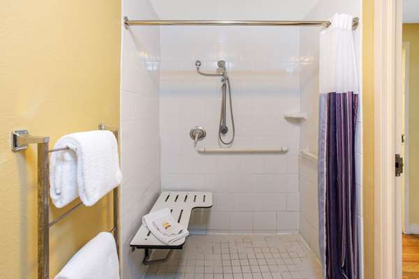  - La Quinta Inn & Suites Sarasota