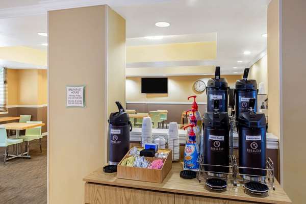  - La Quinta Inn & Suites Sarasota