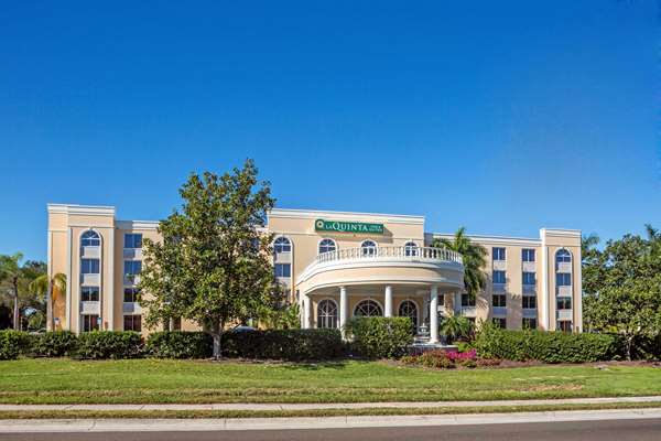 Exterior view - La Quinta Inn & Suites Sarasota
